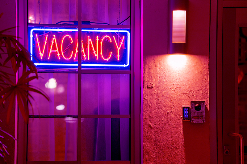 motel vacancy sign